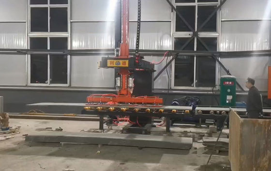 Machine de chargement et de déchargement automatique à servomoteur