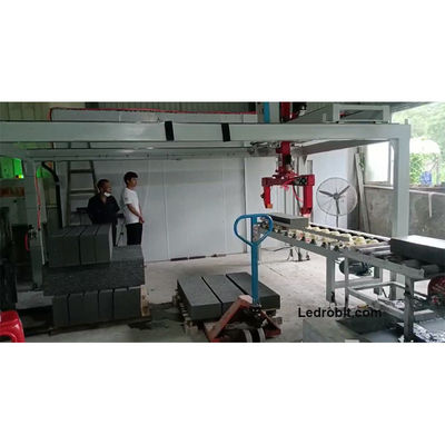 Système automatique de chargement et de déchargement de palettes par robot Déchargeur automatique de pinceau avec cadre