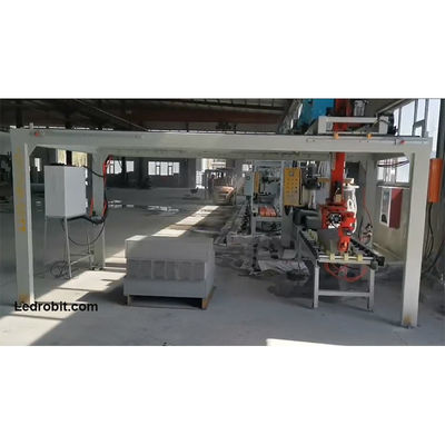 Machine de déchargement automatique à pince à commande PLC Équipement lourd avec servo-moteur