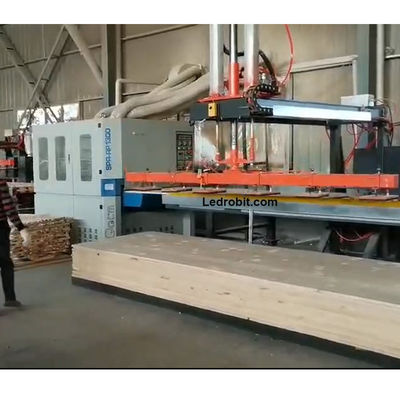 Machine de chargement automatique de planches en bois 300 kg Système de chargement et de déchargement OEM