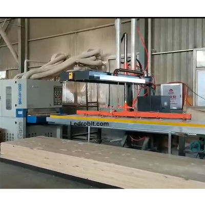 Machine automatique de chargement et de déchargement de granulés de bois