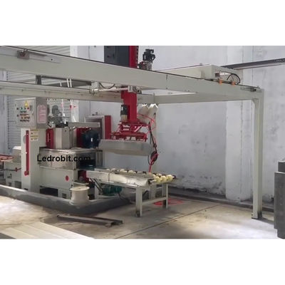 Machine de chargement et de déchargement électrique avec écran LCD à servomoteur